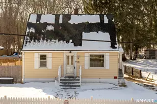 216 Madison St, Waterbury, CT 06706 - Photo 1