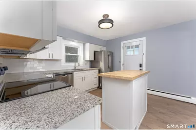 216 Madison Street, Waterbury, CT 06706 - Photo 10