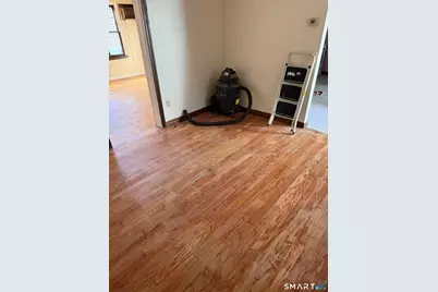 265 Oakland Street, Manchester, CT 06042 - Photo 6