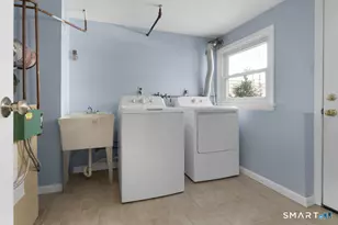 25 Arrowhead Rd, Wilton, CT 06897 - Photo 22