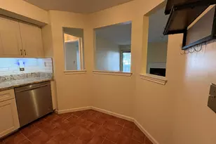 15 Forest Glen Cir, Middletown, CT 06457 - Photo 4