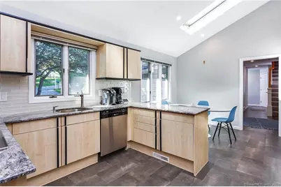 10 Echo Lane, Fairfield, CT 06825 - Photo 12