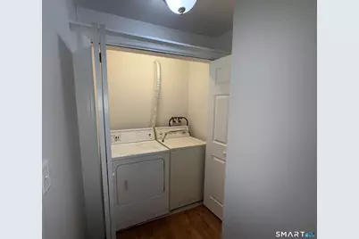 204 Cherry Hill Drive #1B, Bridgeport, CT 06606 - Photo 12