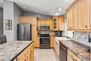 245 Reeds Gap Rd, North Branford, CT 06472 - Photo 8