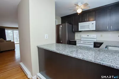 10 Massaco Street #G, Simsbury, CT 06070 - Photo 4