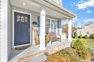 2 Woods View Ln, Shelton, CT 06484 - Photo 4