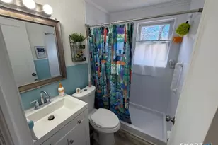 36 Rolfe St, Hamden, CT 06517 - Photo 12