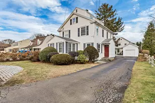 31 Woodlawn Ave, Madison, CT 06443 - Photo 2