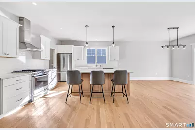 4 Woods View Lane, Shelton, CT 06484 - Photo 8