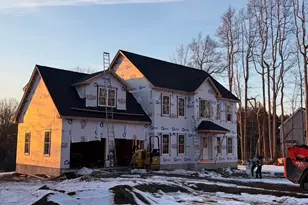 37 Arkona Dr, Haddam, CT 06441 - Photo 2