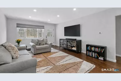 245 Unquowa Road #Apt 2, Fairfield, CT 06824 - Photo 10