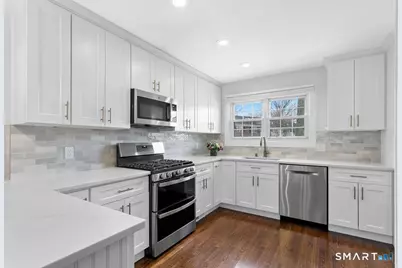 245 Unquowa Road #Apt 2, Fairfield, CT 06824 - Photo 2