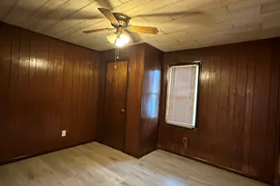 48 Hunters Ave, Norwich, CT 06380 - Photo 6