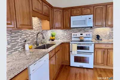 39 Denyelle Drive #39, Rocky Hill, CT 06067 - Photo 10