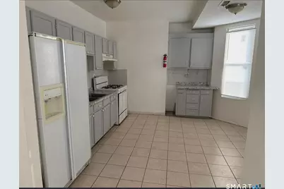 46 Seyms Street, Hartford, CT 06120 - Photo 2