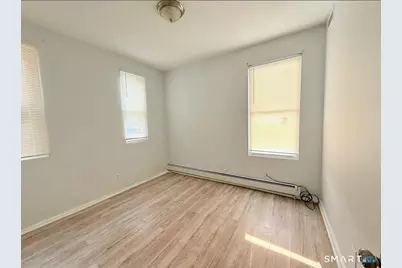 46 Seyms Street, Hartford, CT 06120 - Photo 4