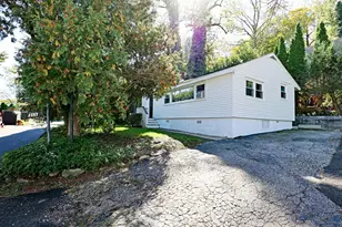 213 Mamanasco Rd, Ridgefield, CT 06877 - Photo 30