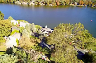 213 Mamanasco Rd, Ridgefield, CT 06877 - Photo 2