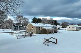 19 Plaza St, Brooklyn, CT 06234 - Photo 32