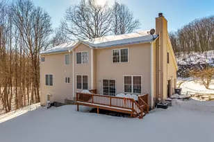 14 Briar Rd, Bethany, CT 06524 - Photo 4