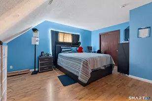 18 Cadbury Pl, Naugatuck, CT 06770 - Photo 18