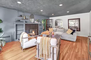 26 Pearsall Pl, Bridgeport, CT 06605 - Photo 6