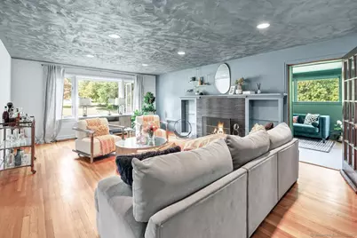 26 Pearsall Place, Bridgeport, CT 06605 - Photo 4