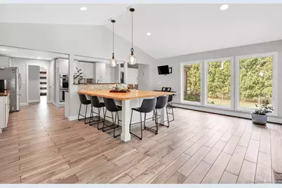 26 Pearsall Place, Bridgeport, CT 06605 - Photo 14