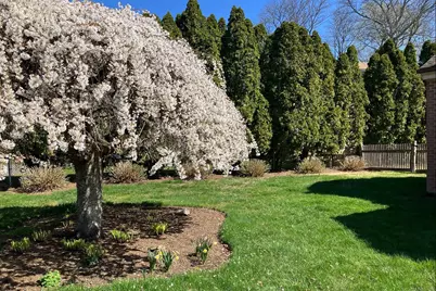 26 Pearsall Place, Bridgeport, CT 06605 - Photo 30