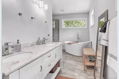 26 Pearsall Place, Bridgeport, CT 06605 - Photo 20