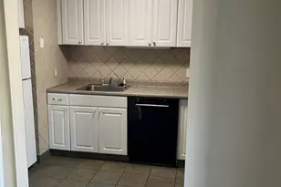 20 Burgundy Hill Ln, Middletown, CT 06457 - Photo 6