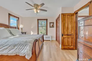 54 Main St, Newtown, CT 06470 - Photo 20