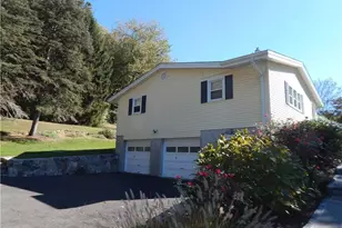 967 Derby-Milford Rd, Orange, CT 06477 - Photo 4