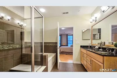 203 Center Meadow Lane #203, Danbury, CT 06810 - Photo 14