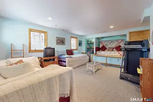 29 Carol St, Danbury, CT 06810 - Photo 22