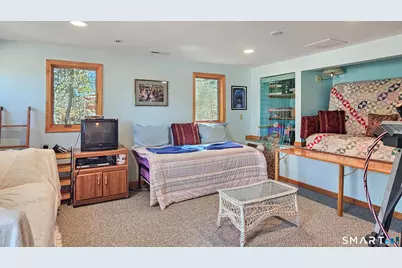 29 Carol Street, Danbury, CT 06810 - Photo 26