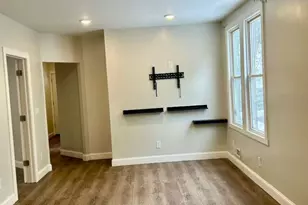 124 Charles St, Waterbury, CT 06708 - Photo 2