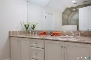 164 N Lake Shore Dr, Brookfield, CT 06804 - Photo 32