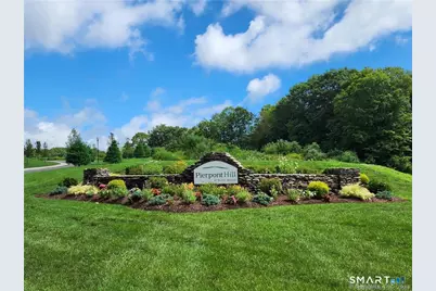 137 Mulholland Way #83, North Haven, CT 06473 - Photo 28
