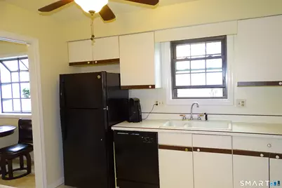 124 Village Lane #124, Branford, CT 06405 - Photo 8