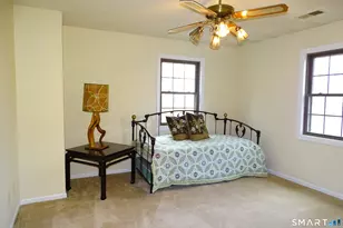 124 Village Ln, Branford, CT 06405 - Photo 14