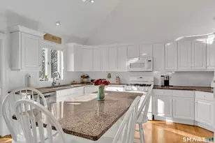 83 Long Hill Farm, Guilford, CT 06437 - Photo 16