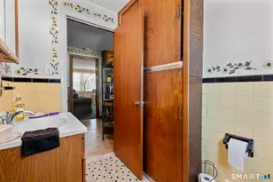 704 Franklin Ave, Hartford, CT 06114 - Photo 20