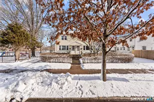 704 Franklin Ave, Hartford, CT 06114 - Photo 8