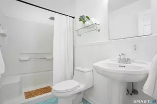 175 Winnepoge Dr, Fairfield, CT 06825 - Photo 22