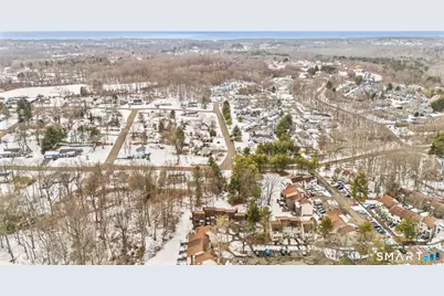 43 Hampton Park #43, Branford, CT 06405 - Photo 32