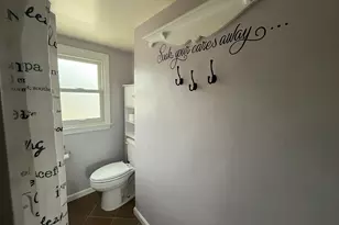 2 Harbor View Ave, Waterford, CT 06385 - Photo 34