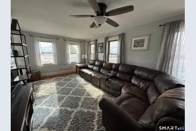 2 Harbor View Avenue, Waterford, CT 06385 - Photo 10