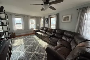 2 Harbor View Ave, Waterford, CT 06385 - Photo 10