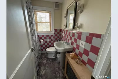 2 Harbor View Avenue, Waterford, CT 06385 - Photo 24